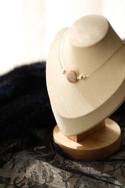 Collier ras de cou - Lumière